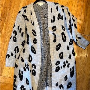 Knox Rose Leopard Print Gray and Black Women's Sweater duster cardigan